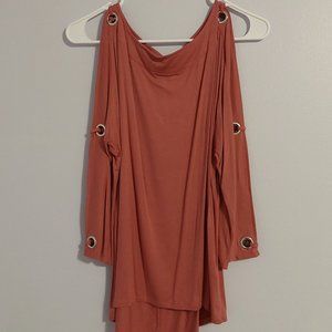 Loose fitting top by Cable & Gauge